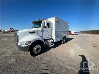 Peterbilt 335