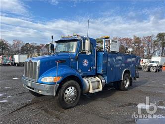 Peterbilt 337