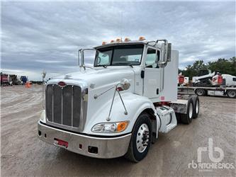 Peterbilt 384