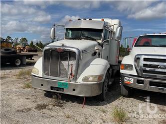 Peterbilt 384