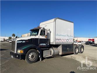 Peterbilt 385