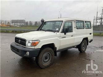 Toyota LANDCRUISER