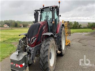 Valtra T175