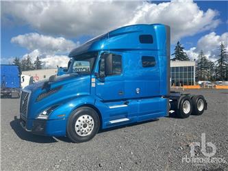 Volvo VNL760