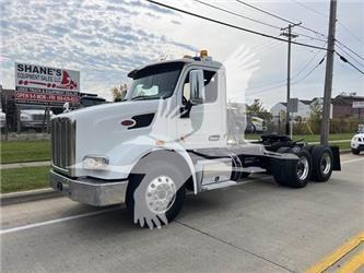 Peterbilt 567