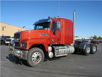 Mack P164T