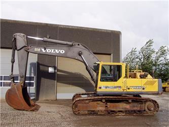 Volvo EC390