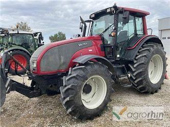 Valtra T131