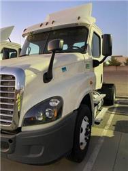 Freightliner X12542ST