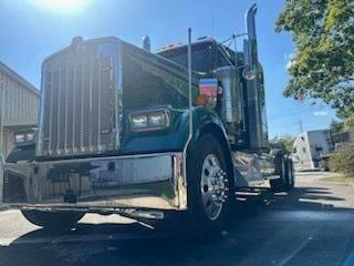 Kenworth W900