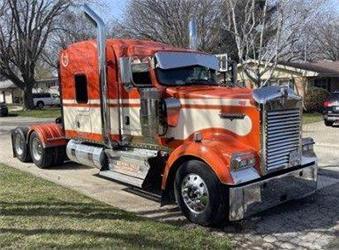 Kenworth W900