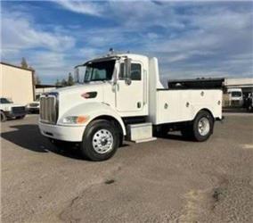 Peterbilt 335