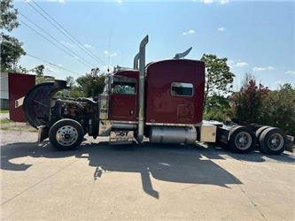 Peterbilt 379