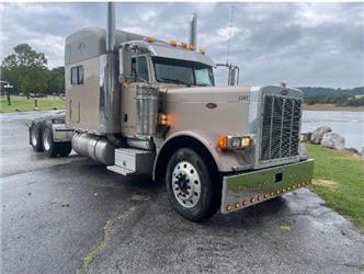 Peterbilt 379