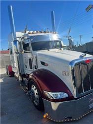 Peterbilt 386