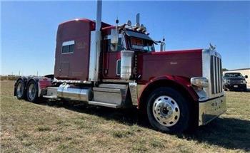 Peterbilt 389