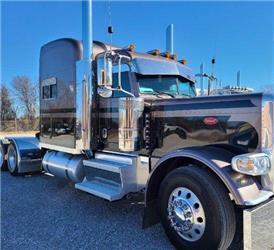 Peterbilt 389