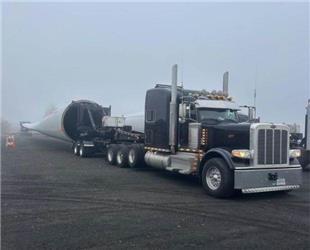 Peterbilt 389