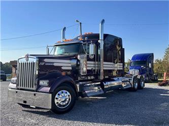 Kenworth W900L