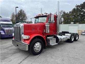 Peterbilt 389