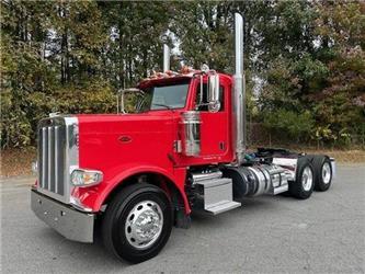 Peterbilt 389