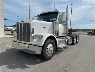 Peterbilt 589