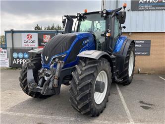 Valtra T254