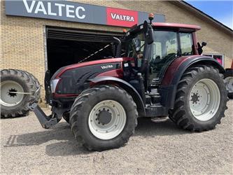 Valtra T203D