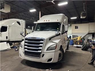 Freightliner CASCADIA