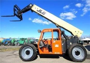 JLG 1055