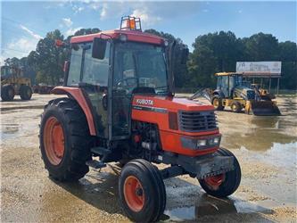 Kubota M6800