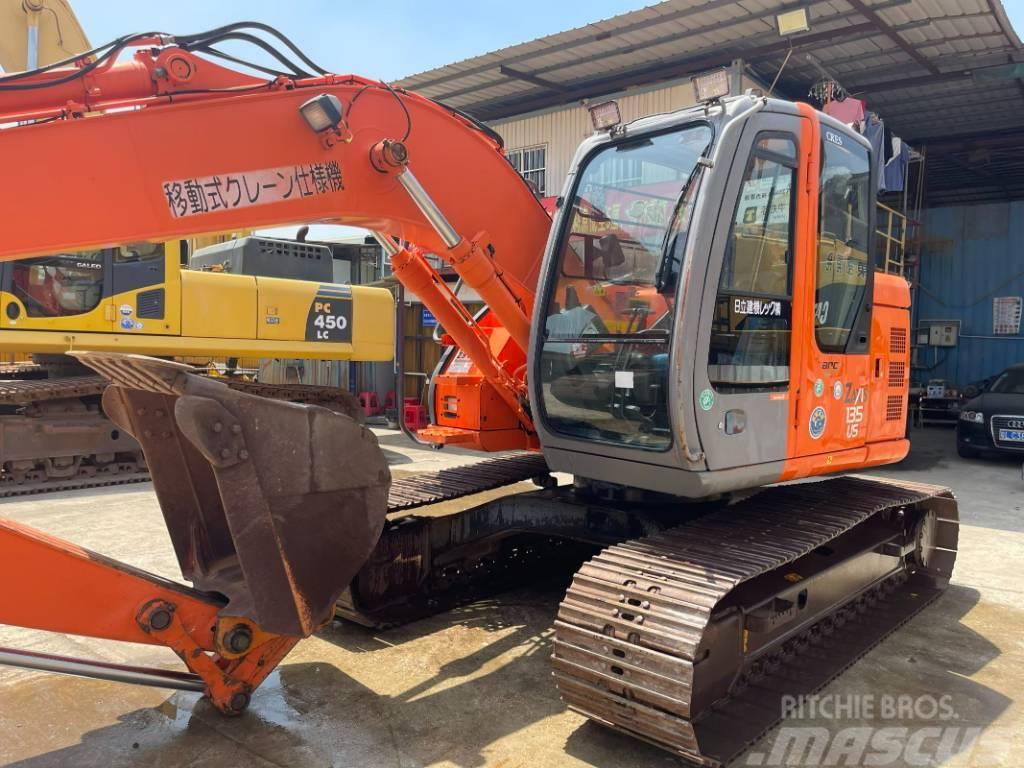 Hitachi ZX 135 Excavadoras sobre orugas