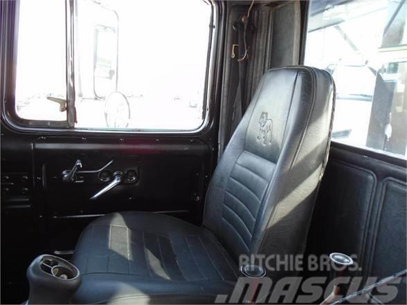 Mack RD600 Camiones elevadores de gancho