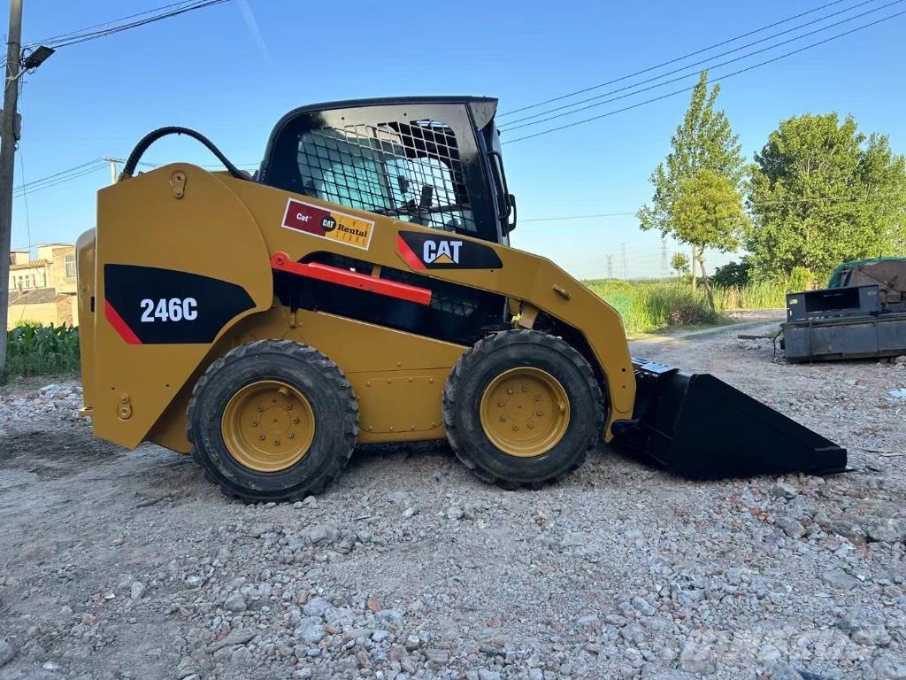 CAT 246 C Minicargadoras