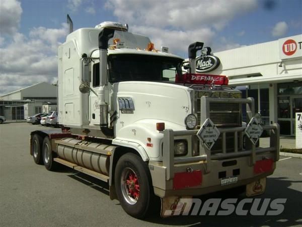 Mack Superliner Camiones tractor