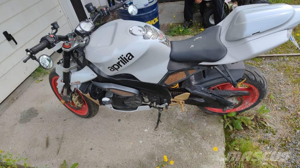 Aprilia 1000 Otra maquinaria agrícola