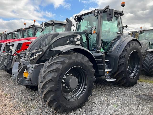 Valtra T215A Tractores