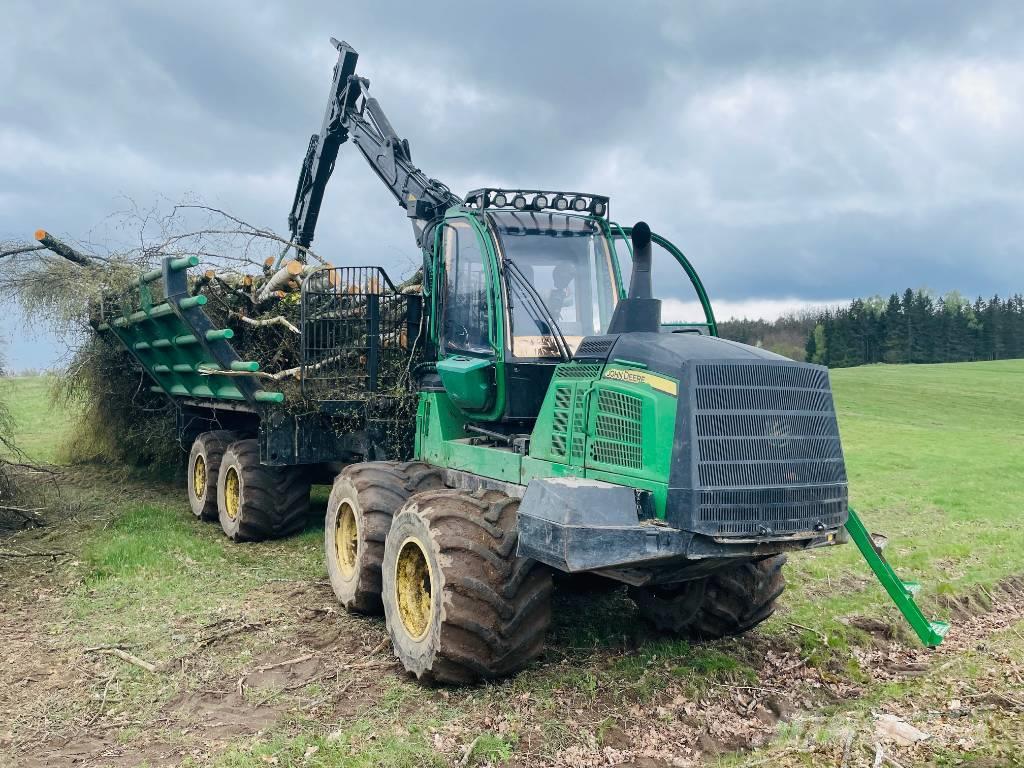 John Deere 1110G Transportadoras