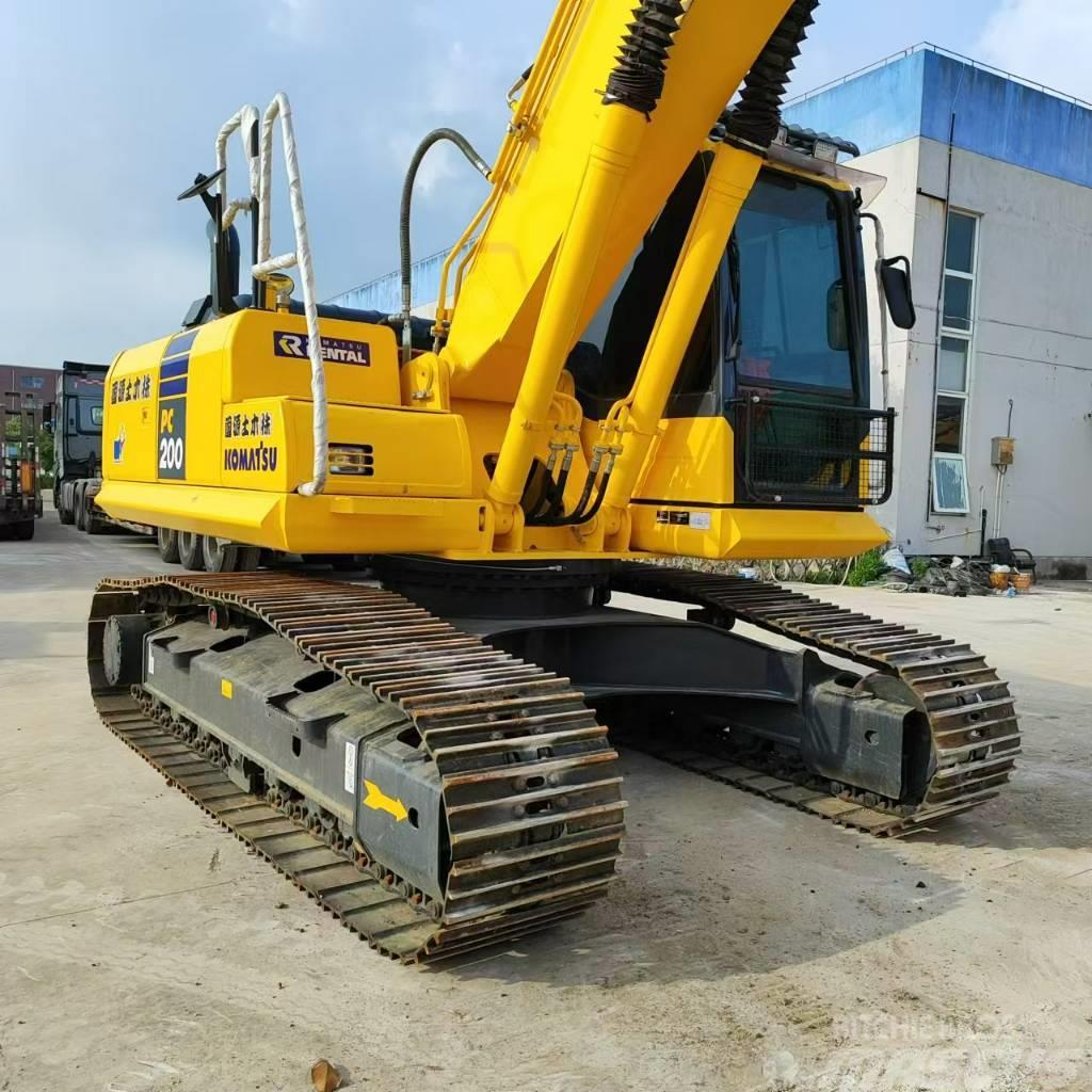 Komatsu PC200-8 Excavadoras sobre orugas