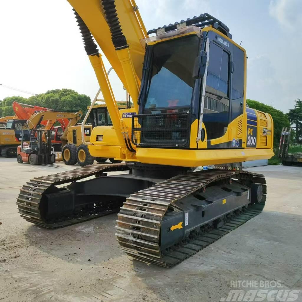 Komatsu PC200-8 Excavadoras sobre orugas