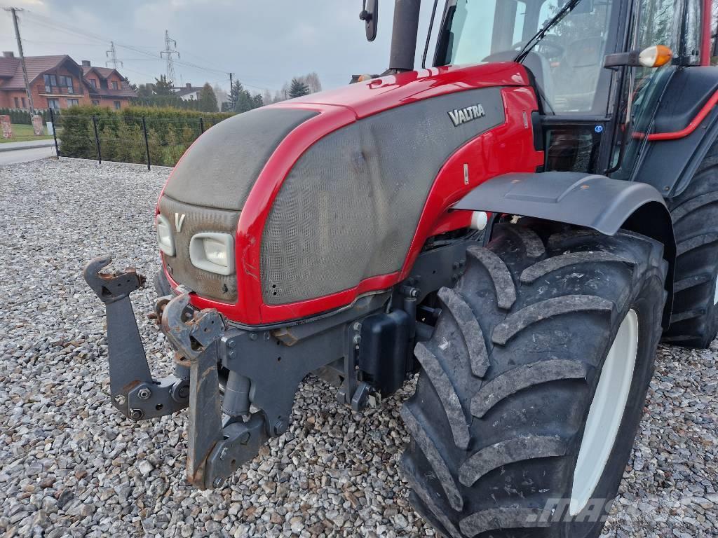 Valtra T 171 Tractores