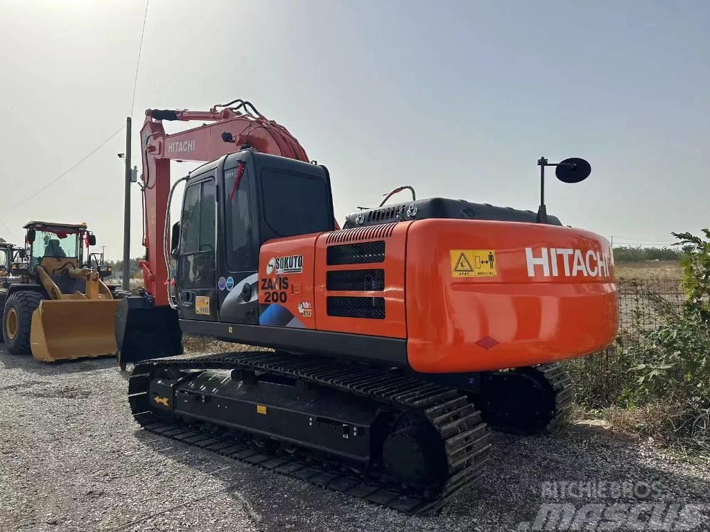 Hitachi ZX 200 Excavadoras sobre orugas