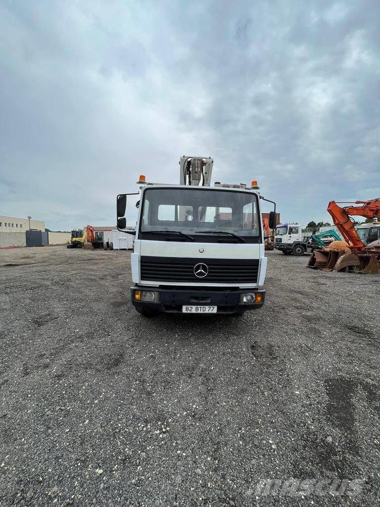 Mercedes-Benz 1220 Otros camiones