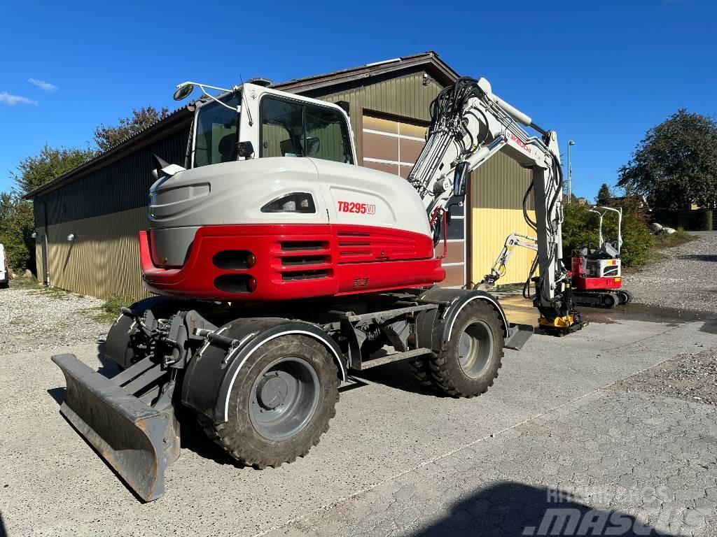 Takeuchi TB 295 Excavadoras de ruedas