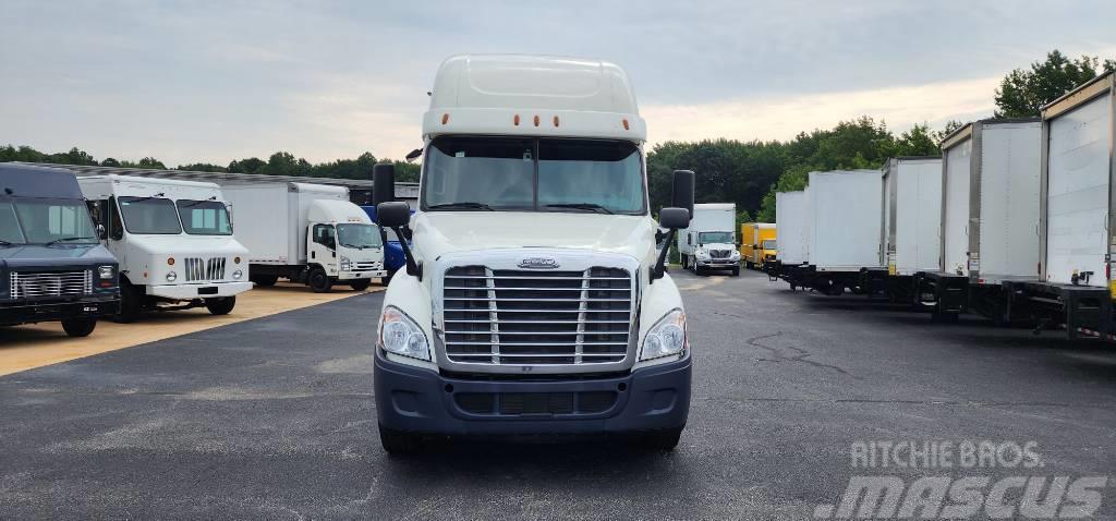 Freightliner Cascadia 125 Camiones tractor