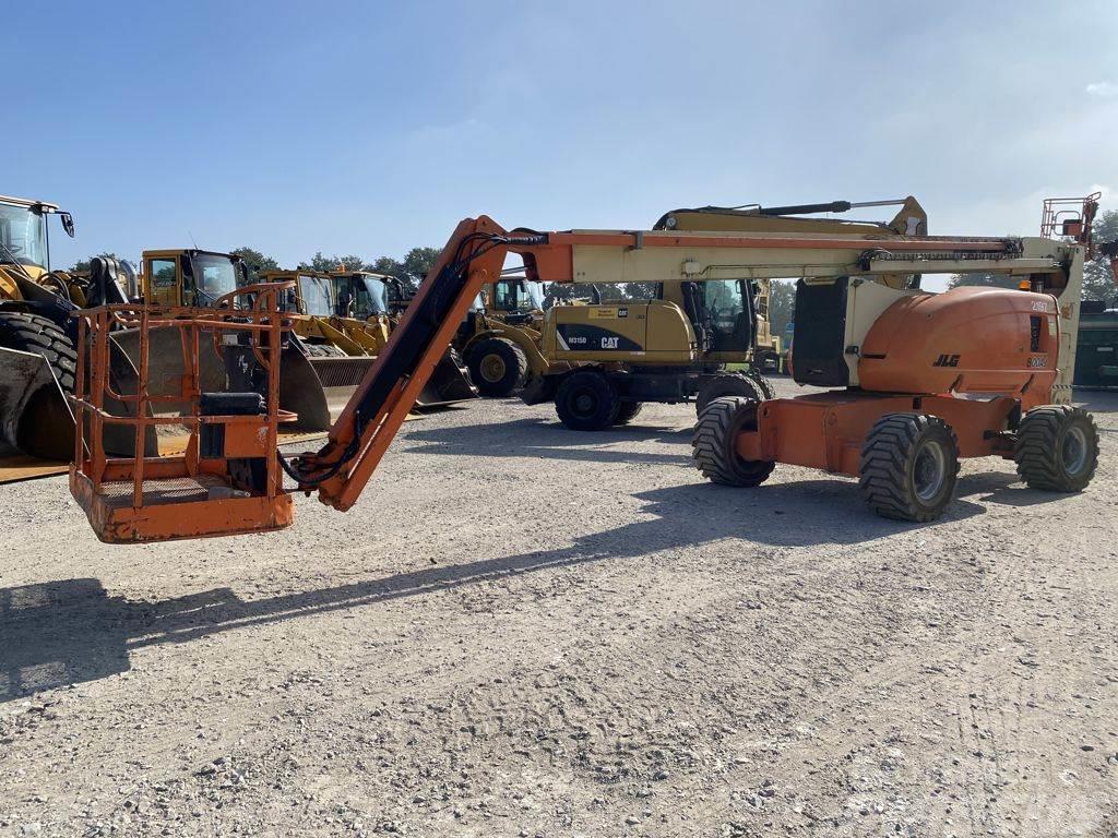 JLG 800AJ Plataformas con brazo de elevación telescópico