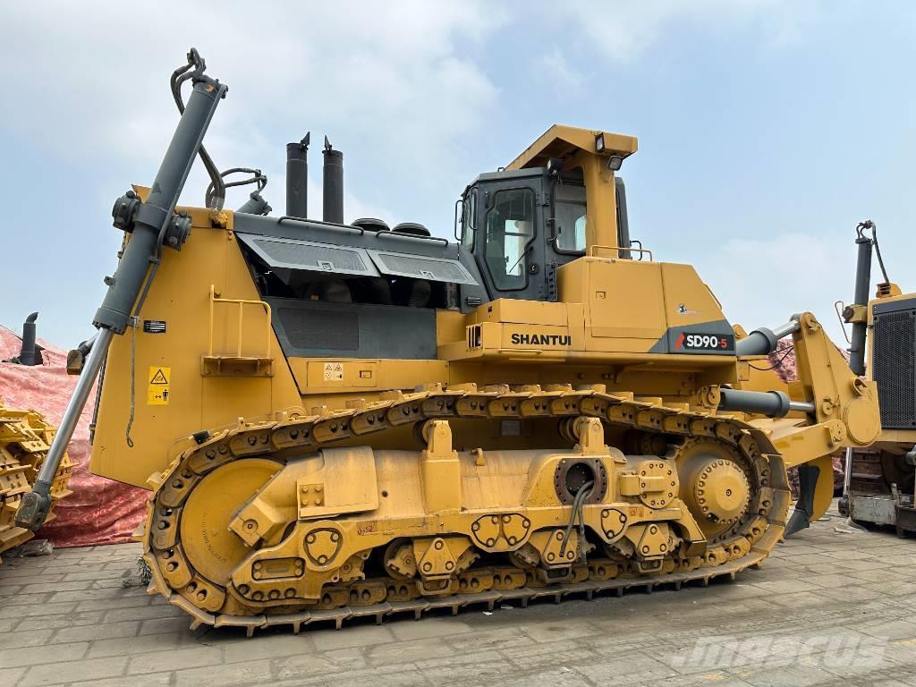 Shantui SD90 Buldozer sobre oruga