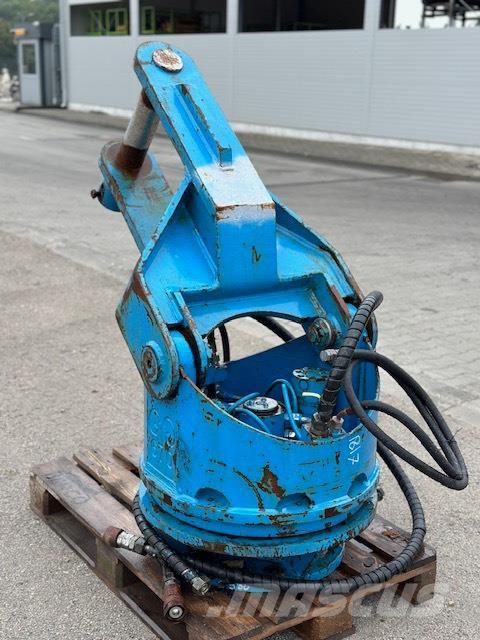 Mantsinen rotator gripper Port material handlers