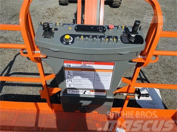 JLG 460 SJ Plataformas con brazo de elevación telescópico