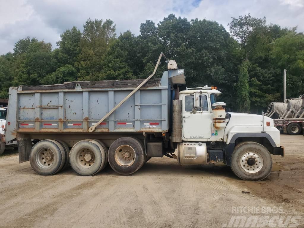 Mack RD688s Bañeras basculantes usadas